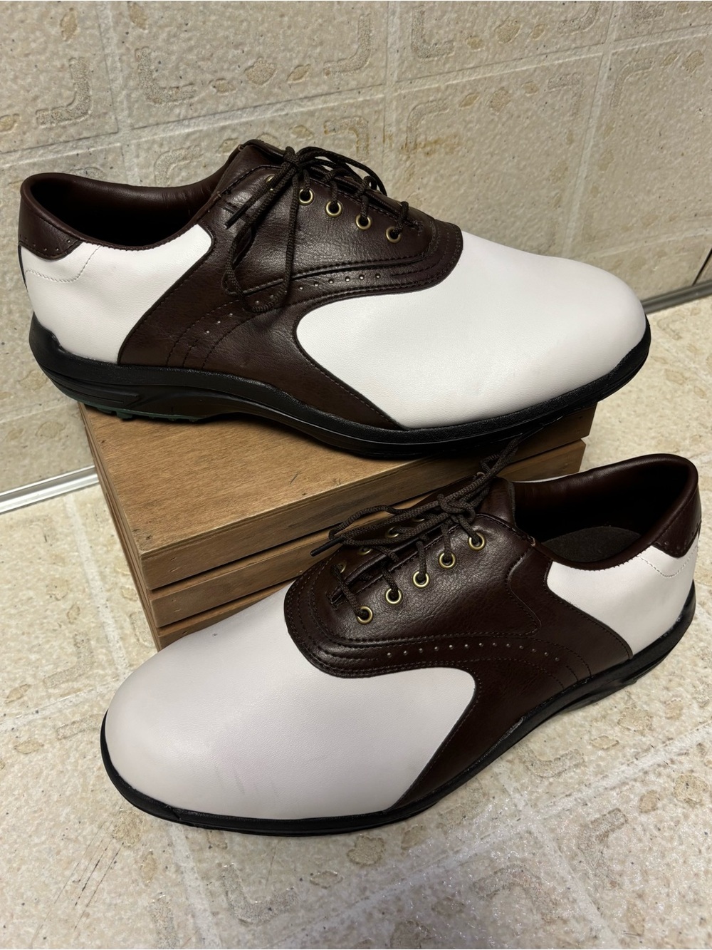 FootJoy GreenJoys Men's Saddle Golf Shoes Size 11W